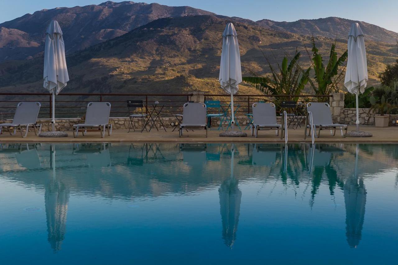 Apartmán Grosses Haus Mit Traumhaftem Ausblick Georgioupoli Exteriér fotografie