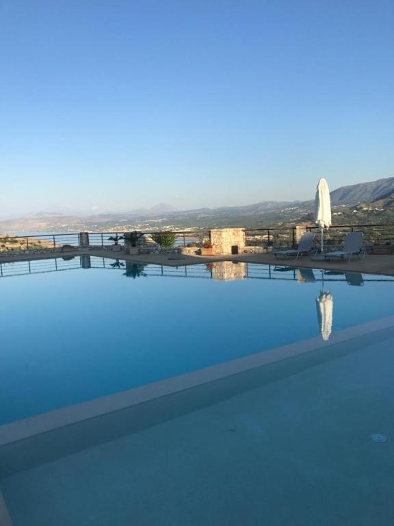 Apartmán Grosses Haus Mit Traumhaftem Ausblick Georgioupoli Exteriér fotografie