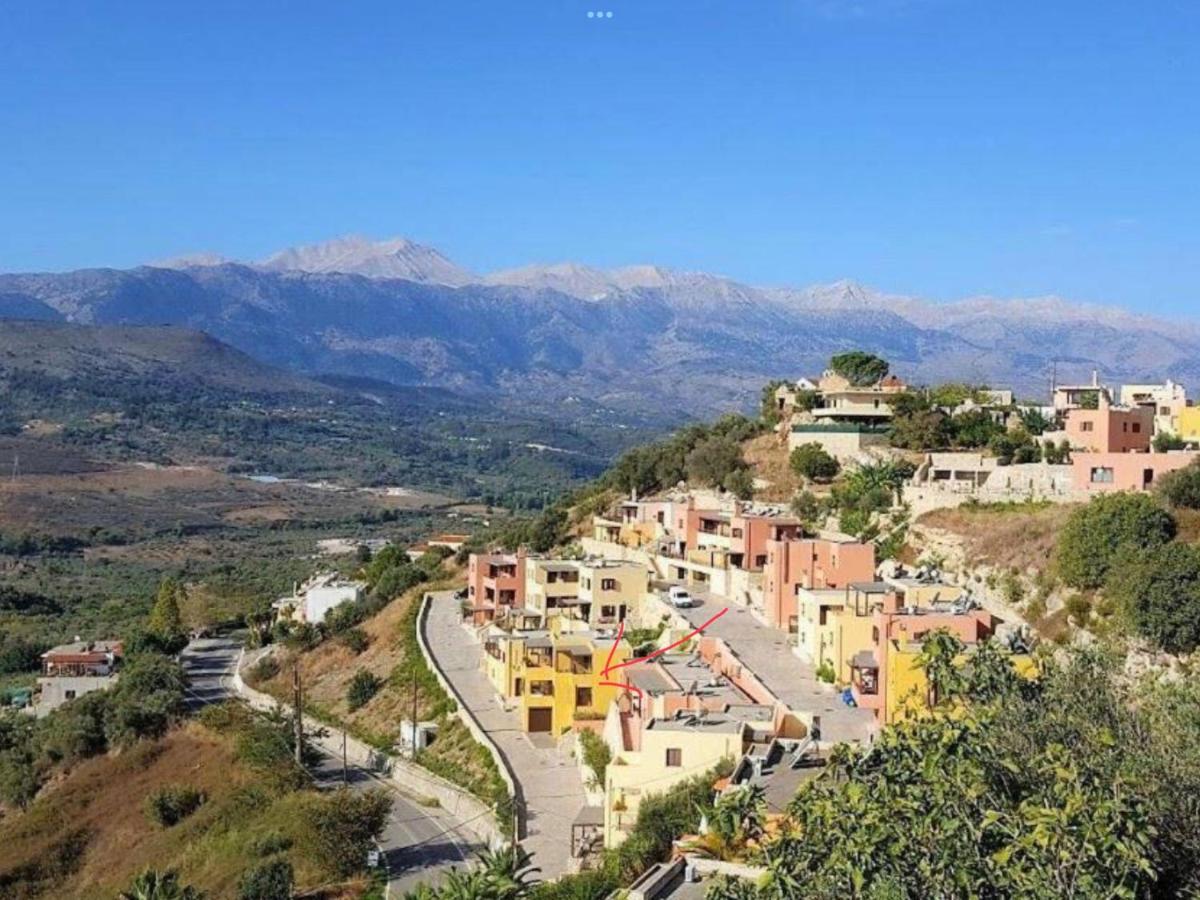 Apartmán Grosses Haus Mit Traumhaftem Ausblick Georgioupoli Exteriér fotografie